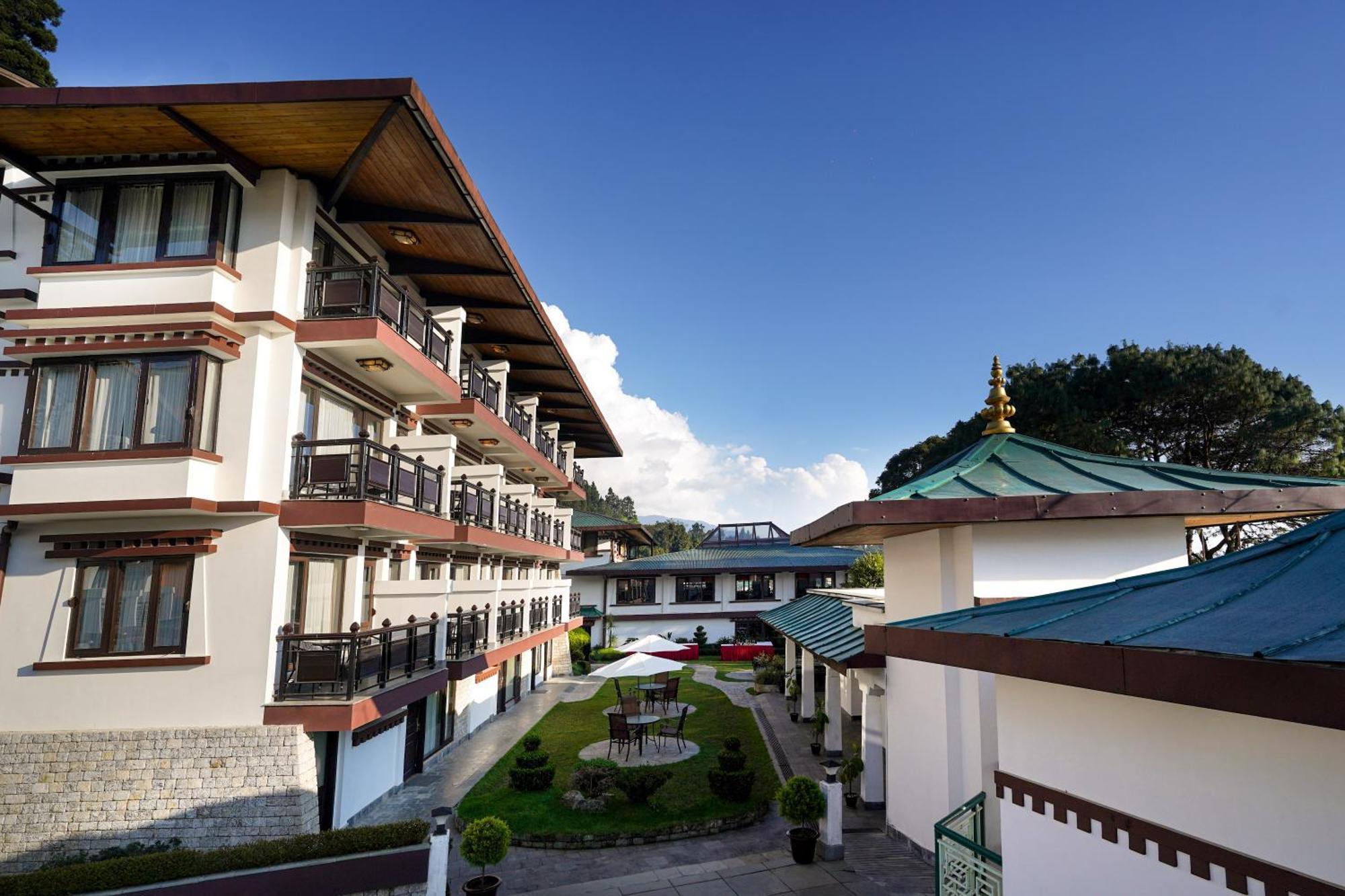 Denzong Regency- Luxury Mountain Retreat Spa & Casino Gangtok Esterno foto
